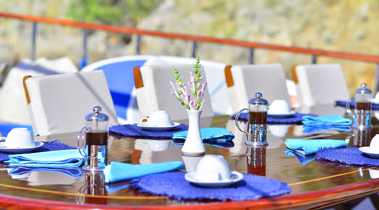 LYCIAN QUEEN Table decoration