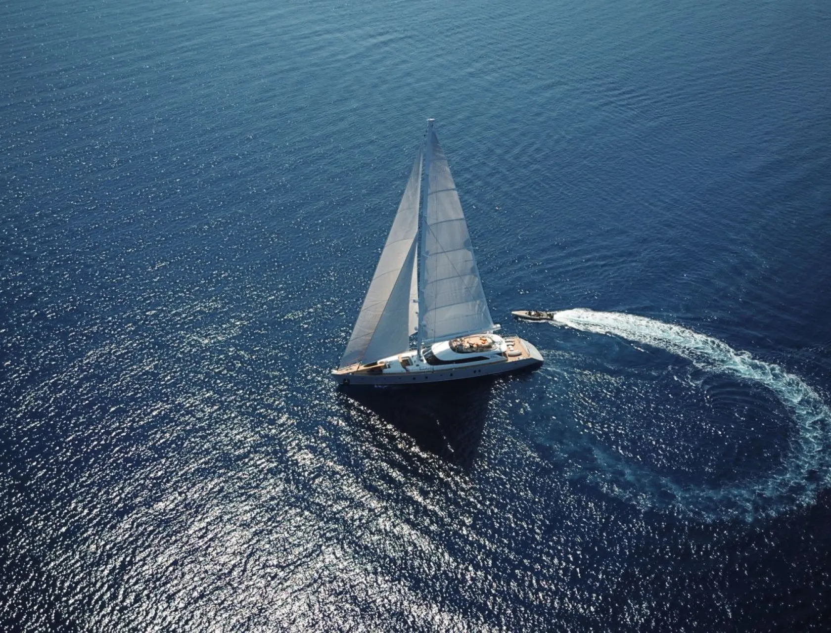 Luxury Yacht Rental 