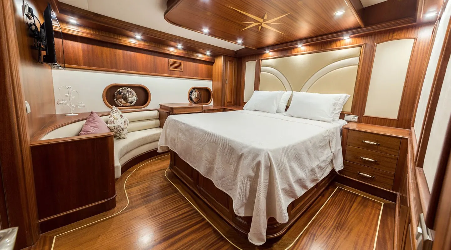 HALCON DEL MAR Double cabin