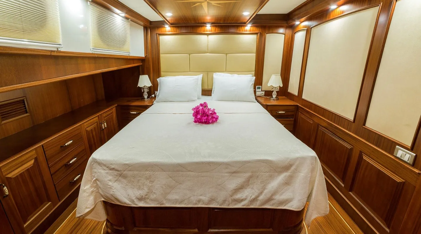 HALCON DEL MAR Double cabin