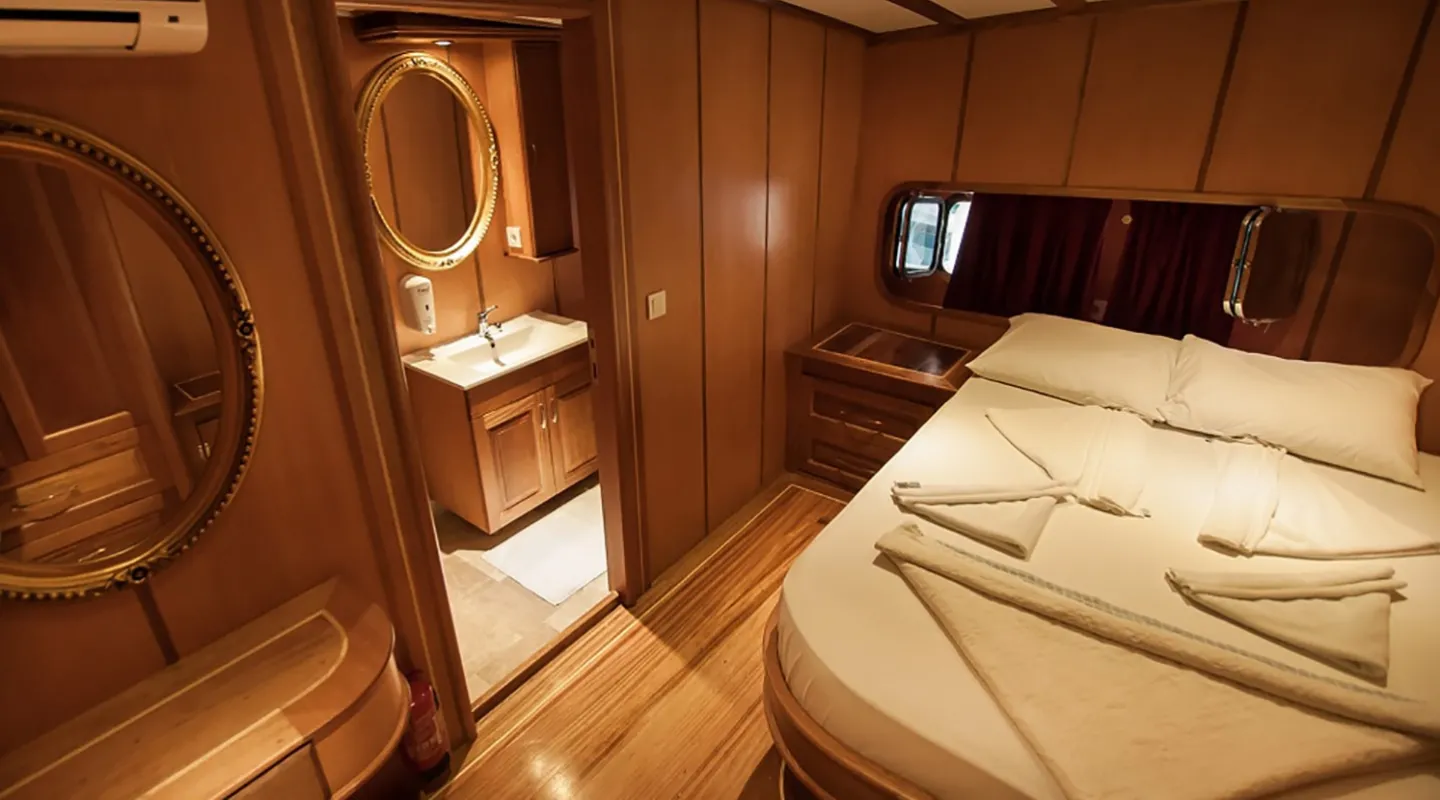 TERSANE 8 Double cabin