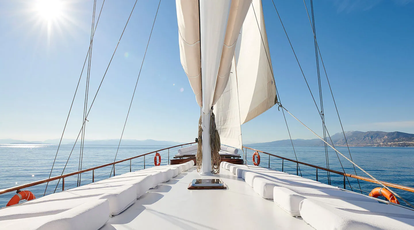 WHITE PEARL Sun deck