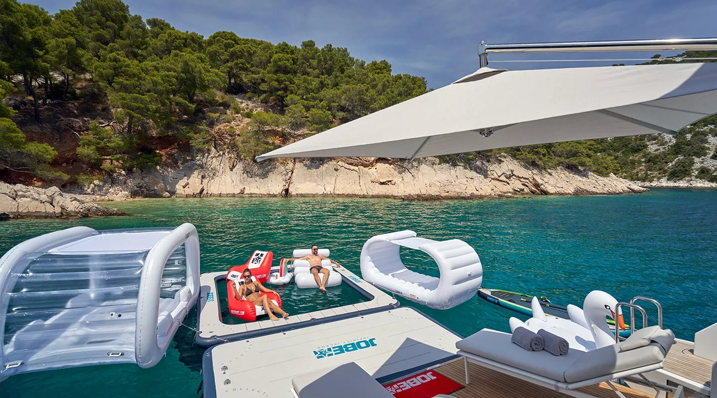 ALUMINIA TOO Watersports