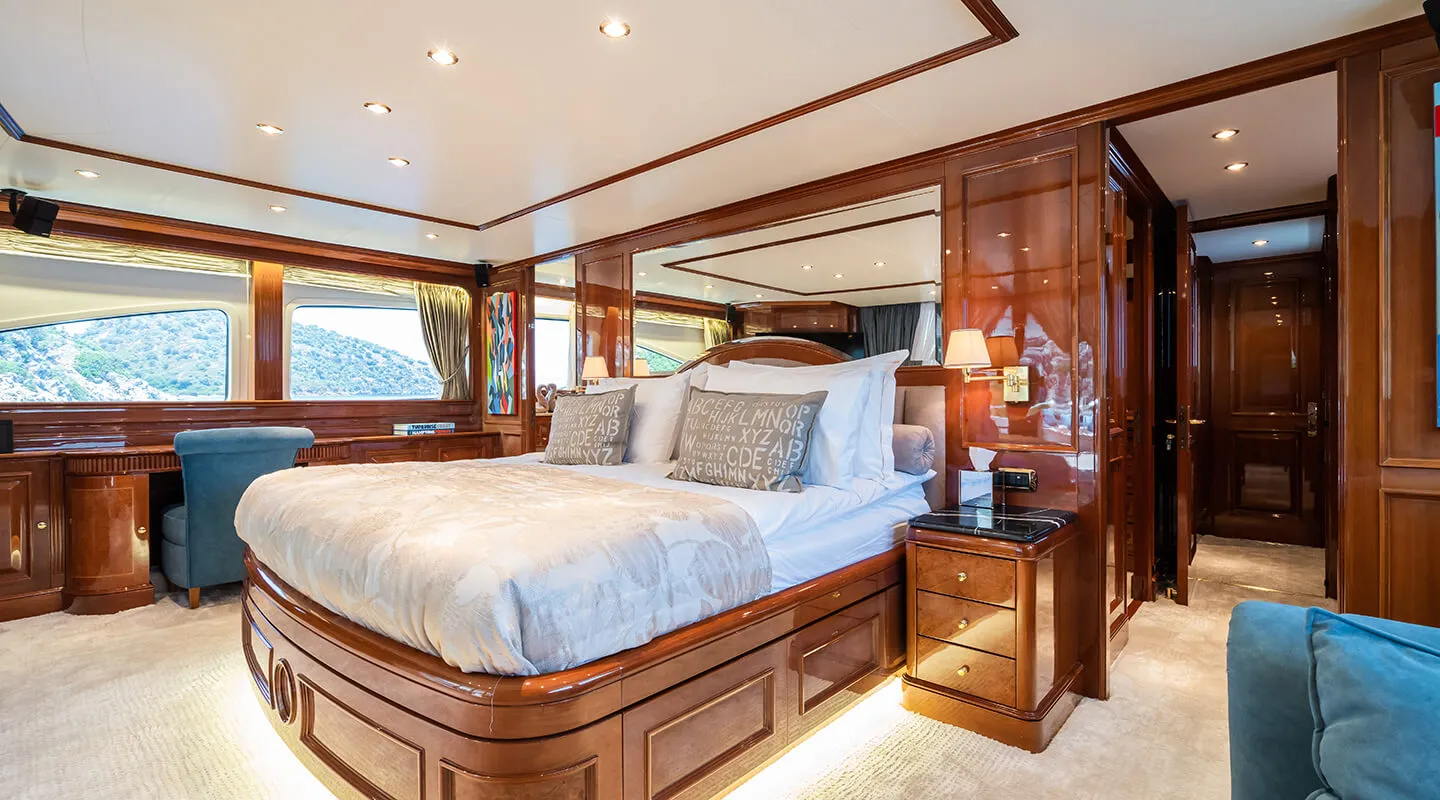 AMADEA Master cabin