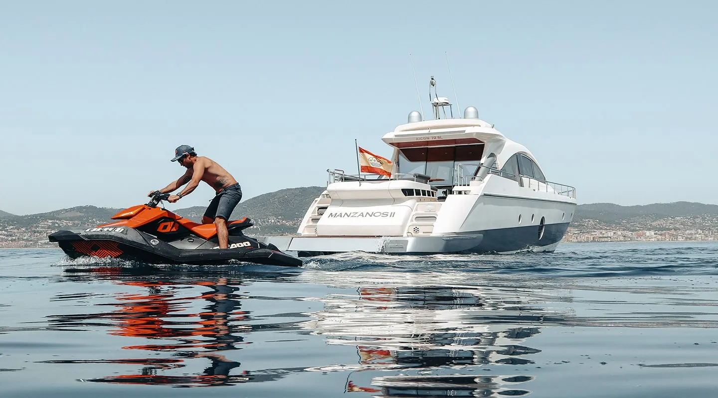 MANZANOS II Jet ski