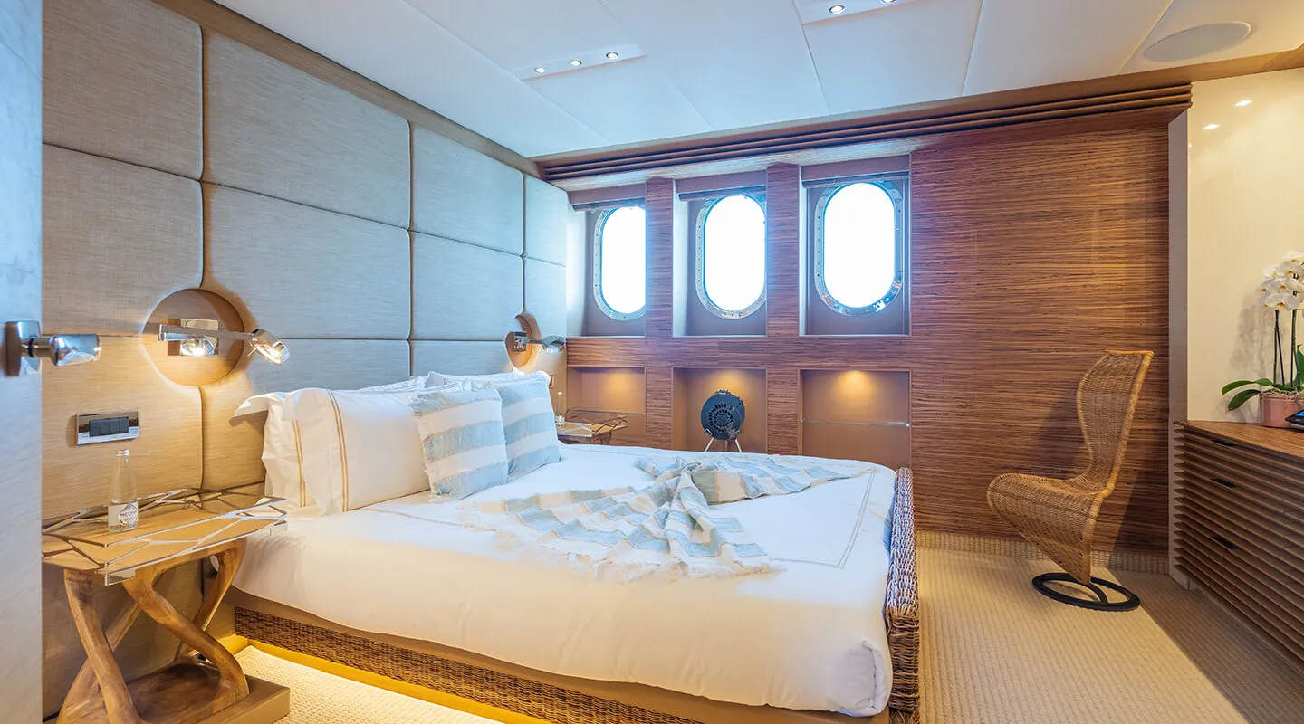 SERENITY Double cabin