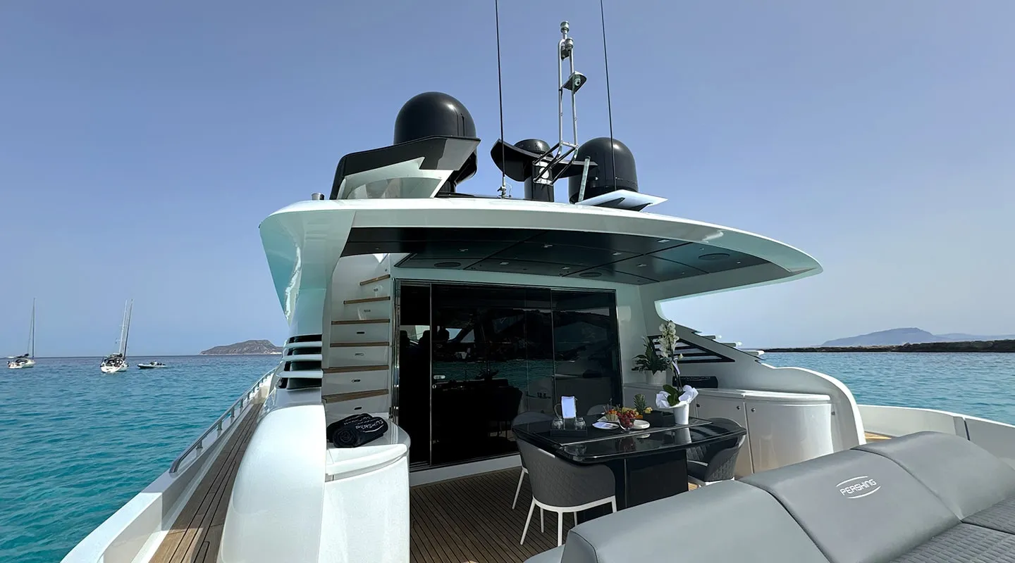 THYKE III Aft deck