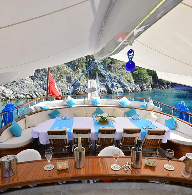 LYCIAN QUEEN Aft deck