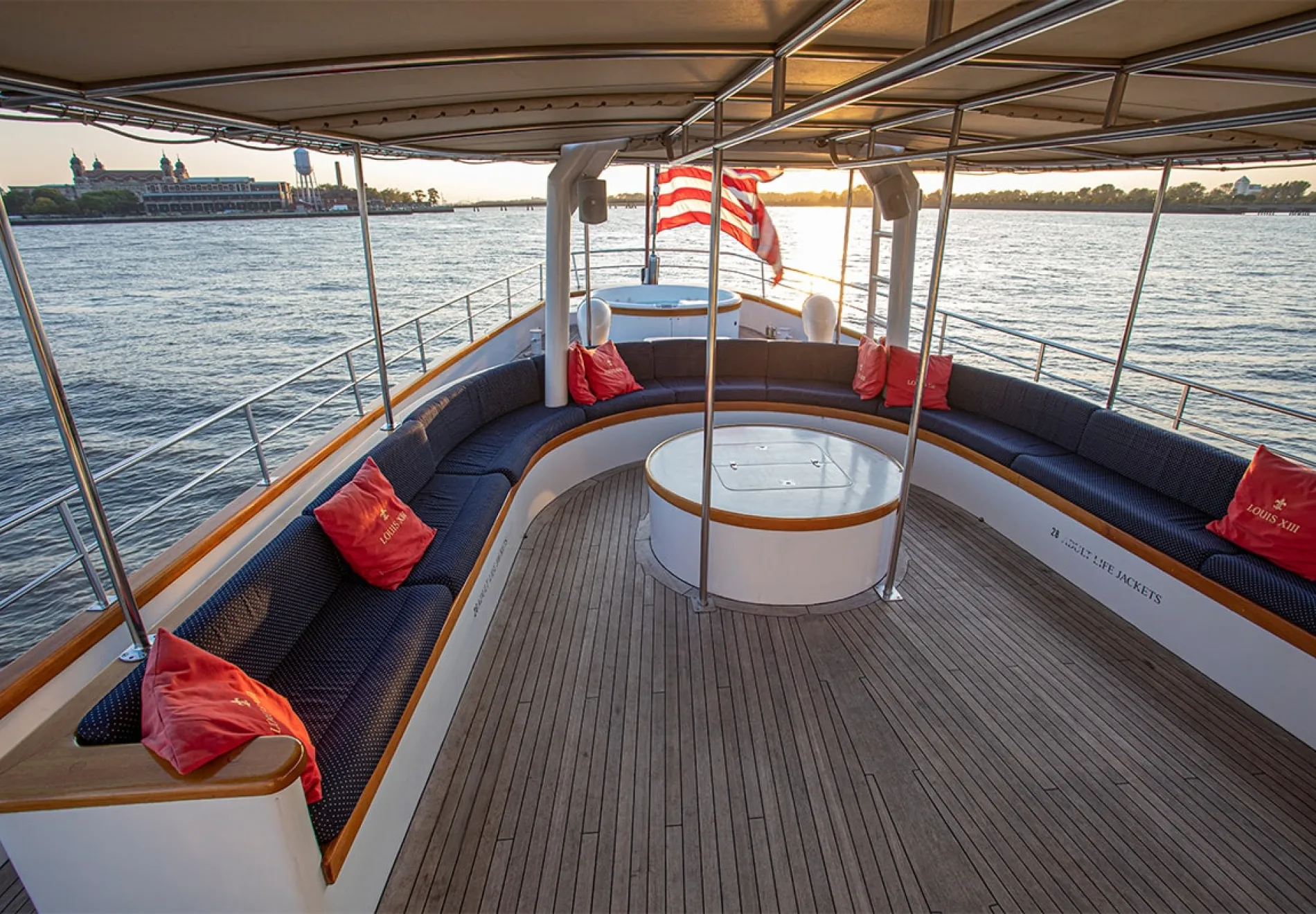 ARABELLA Aft deck