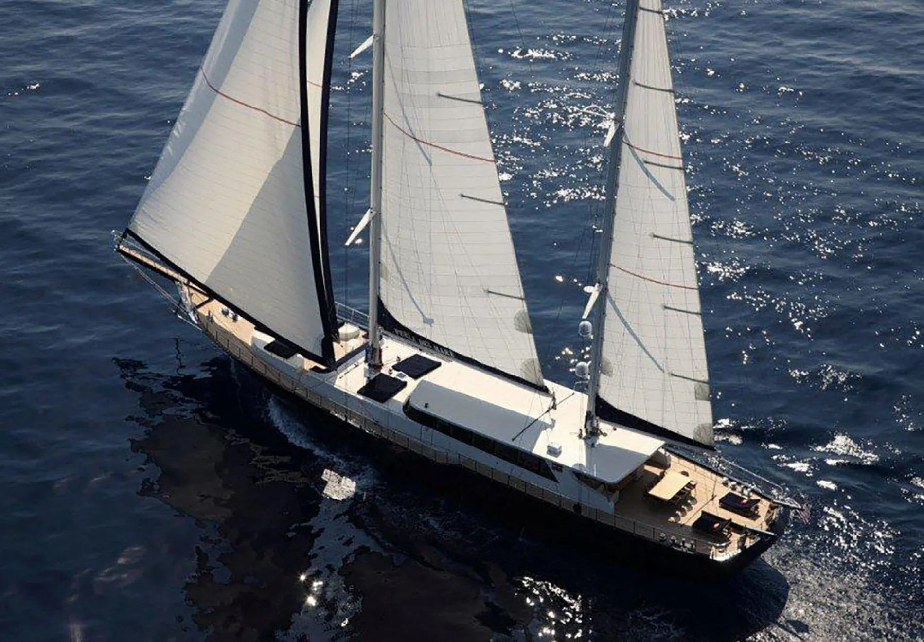 PERLA DEL MARE Sailing