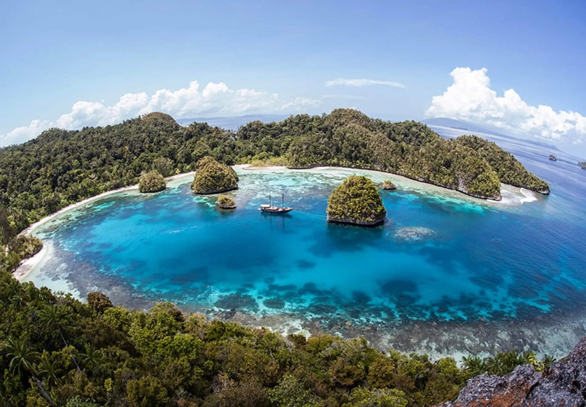 RAJA AMPAT