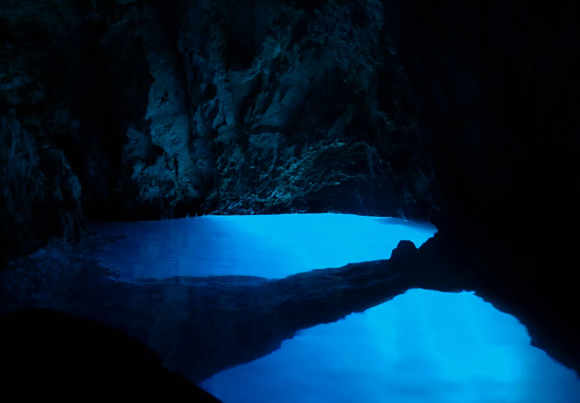 The-blue-cave