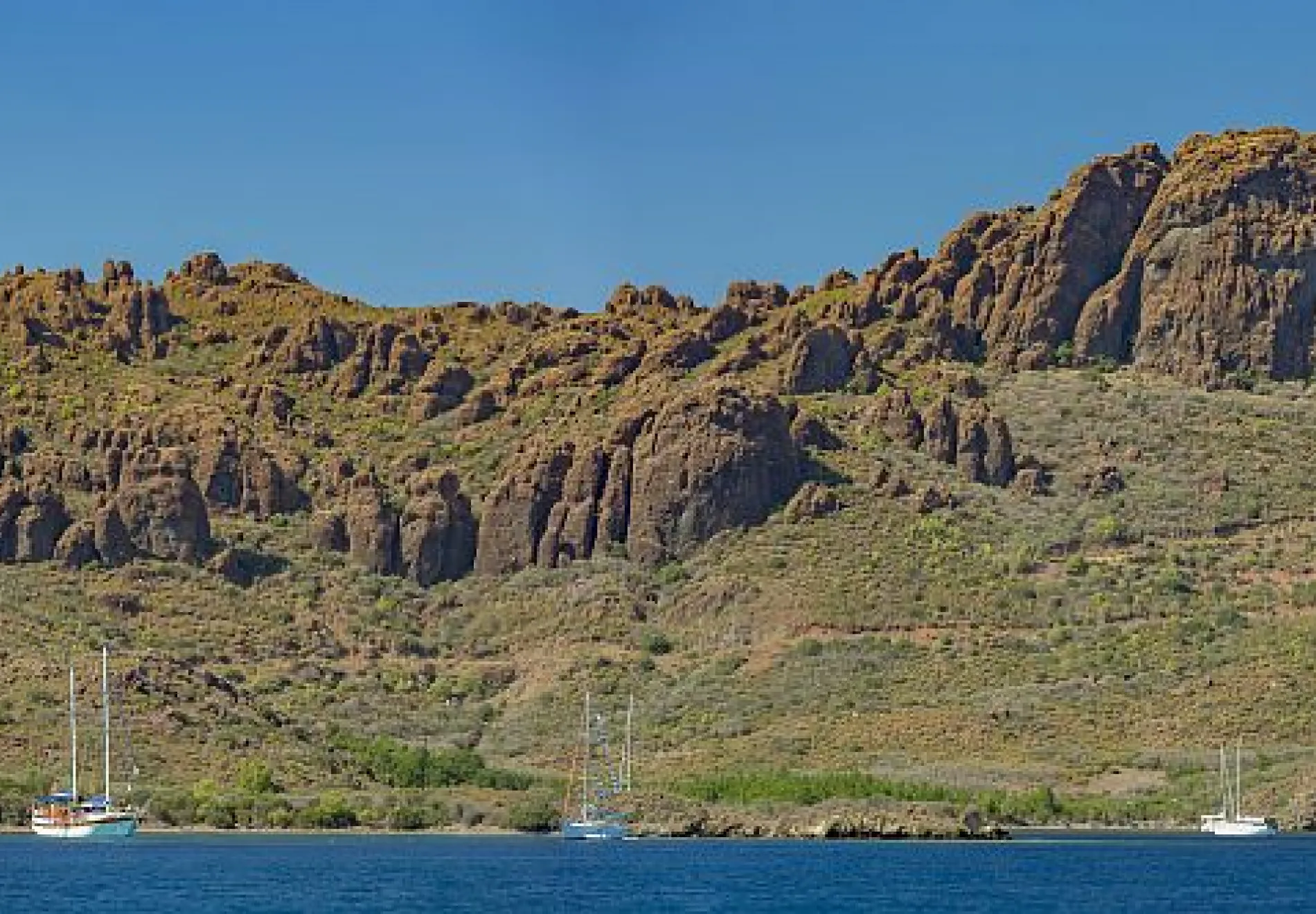 Turkish-Blue-Voyage-Yachts-in-Seven-islands