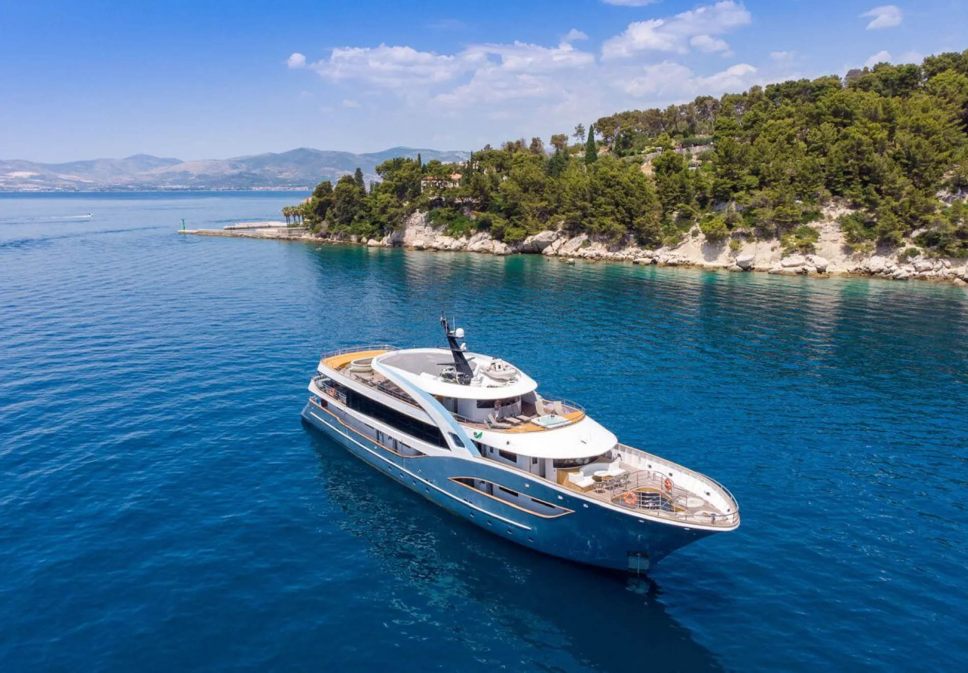 luxury yachts croatia