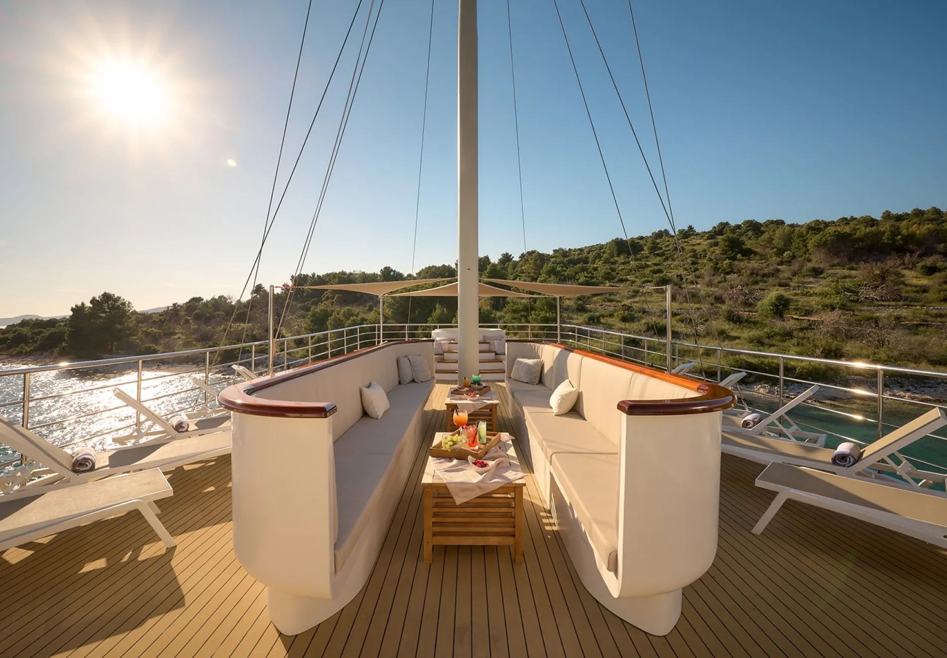 BELLEZZA Sun deck