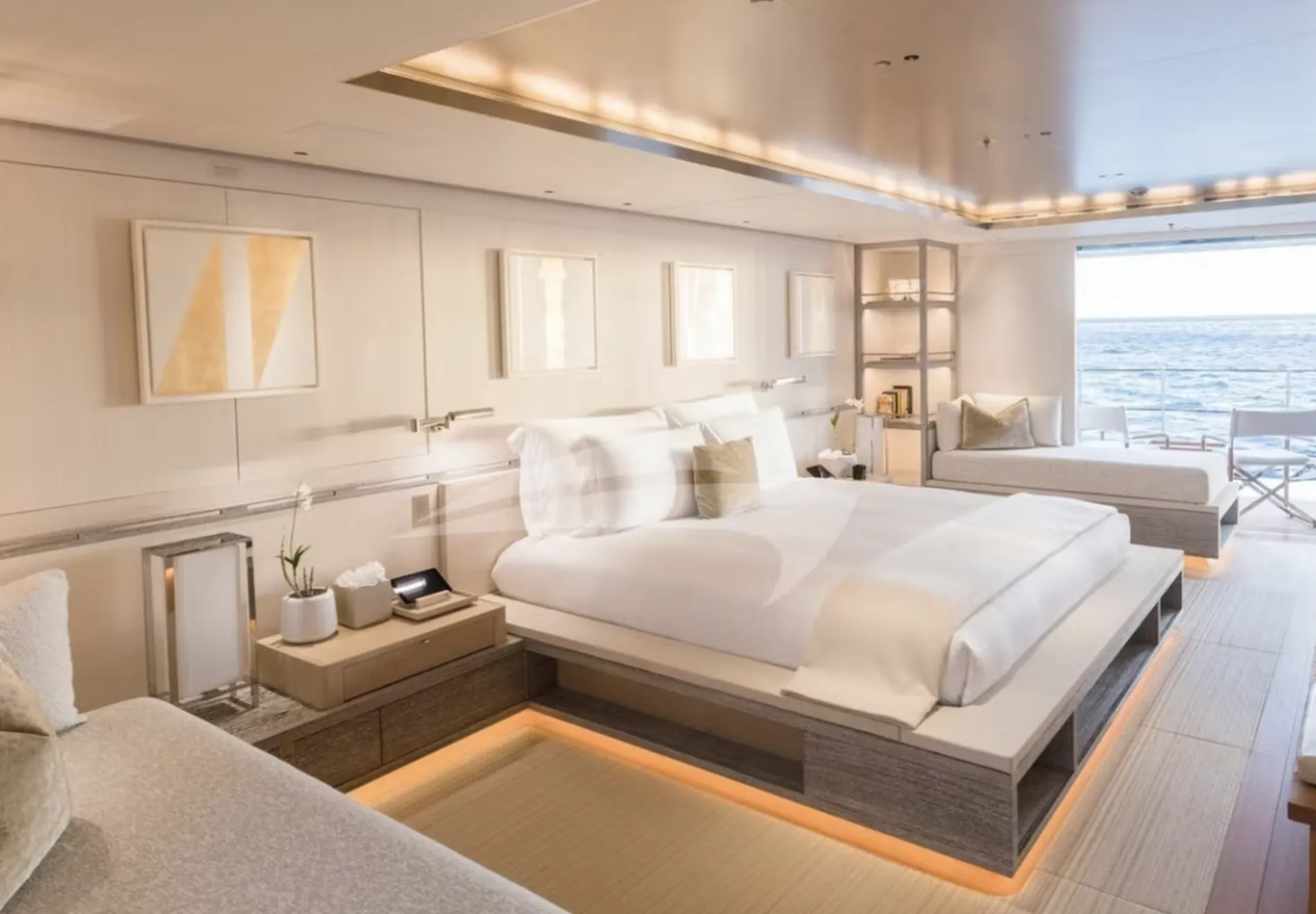 Driftwood VIP stateroom