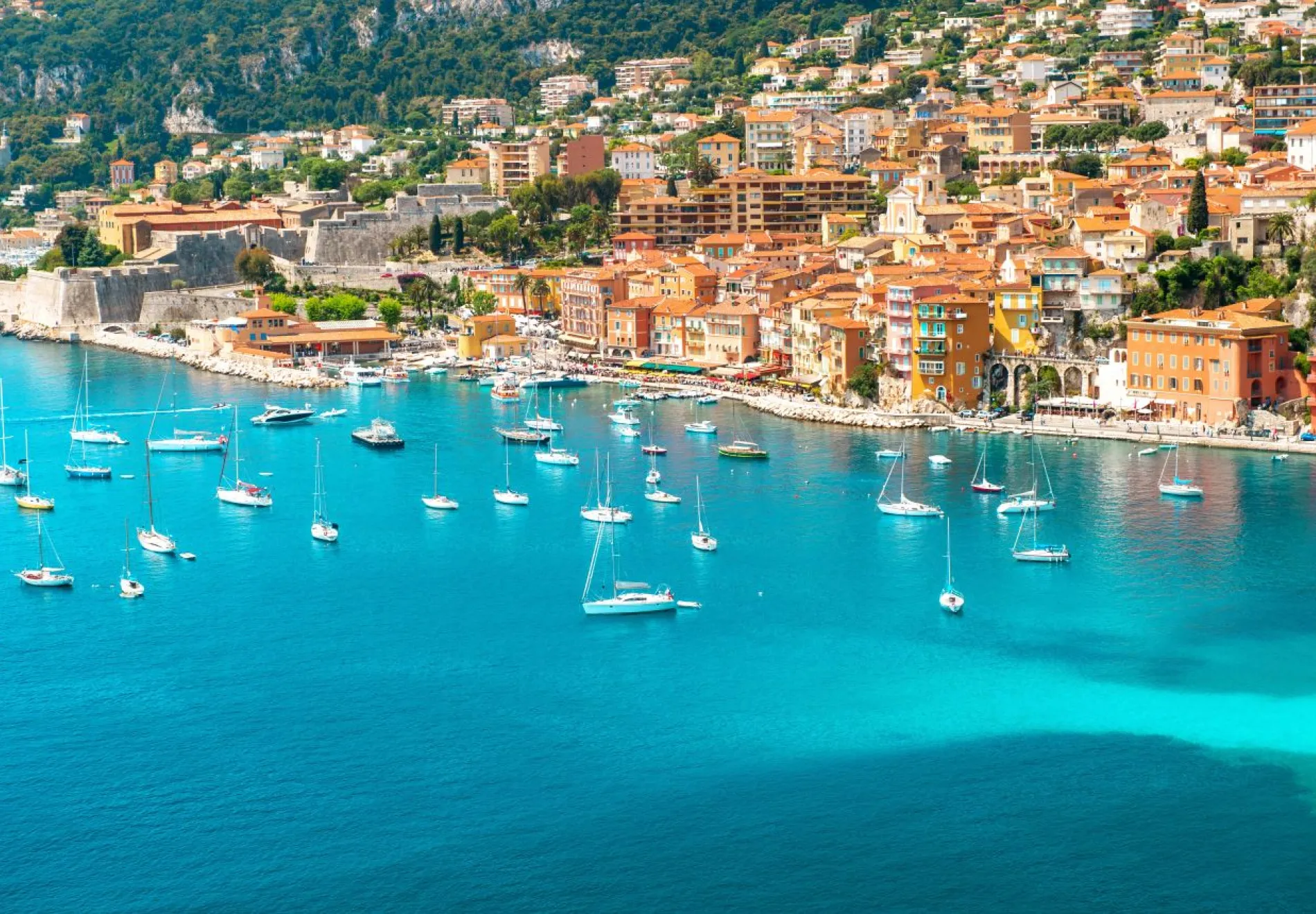 Yacht charter in France