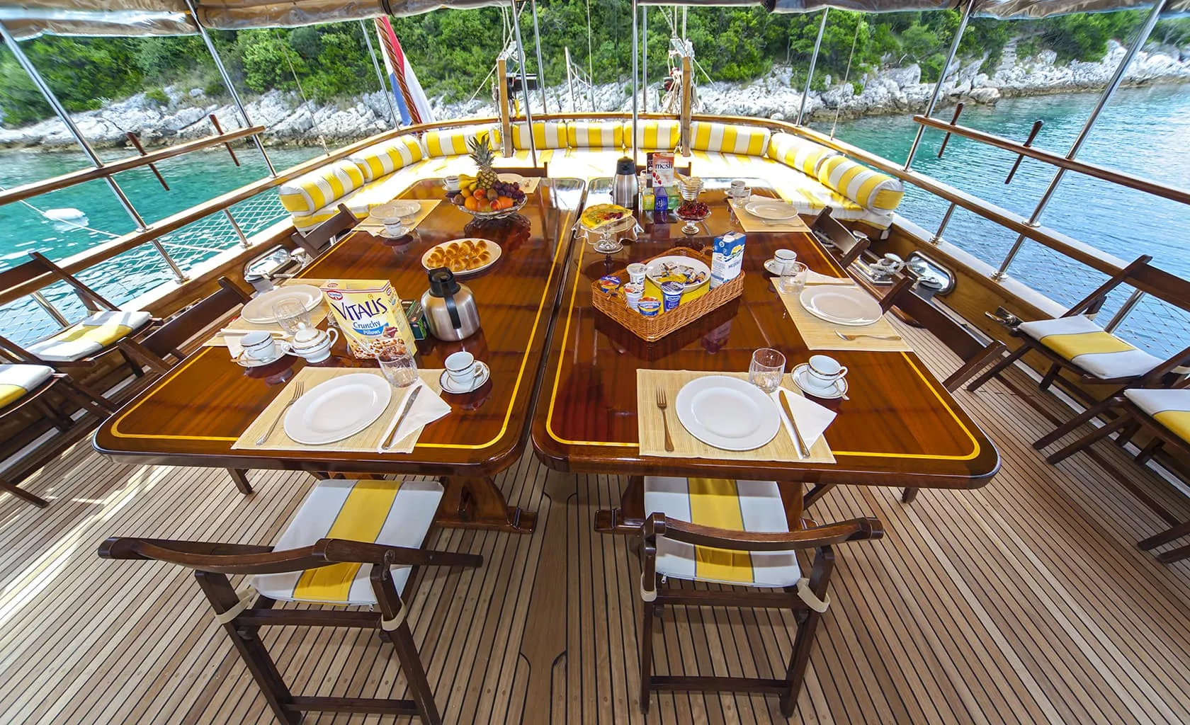 LINDA Dining area on Aft deck