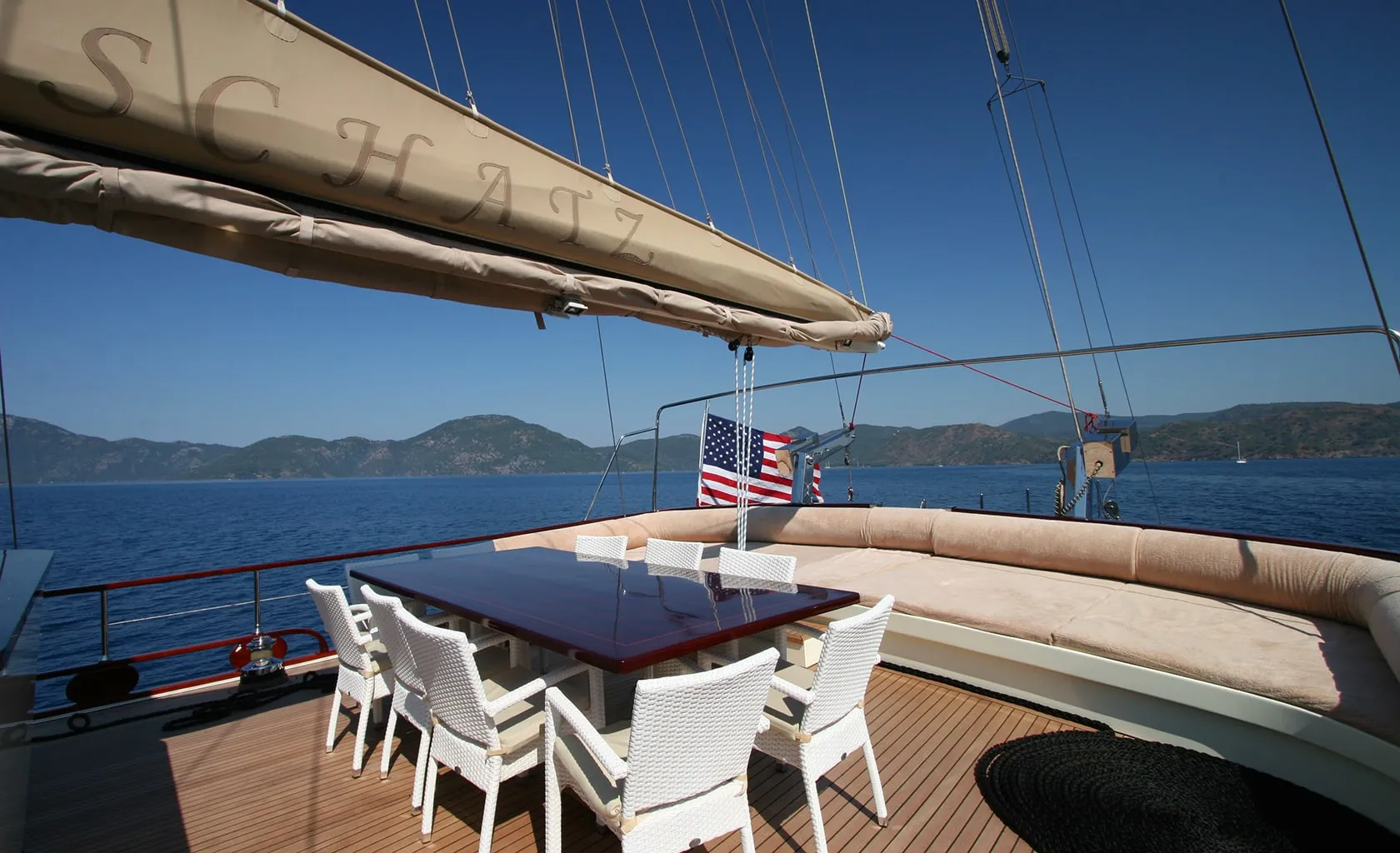 MEIN SCHATZ Aft deck