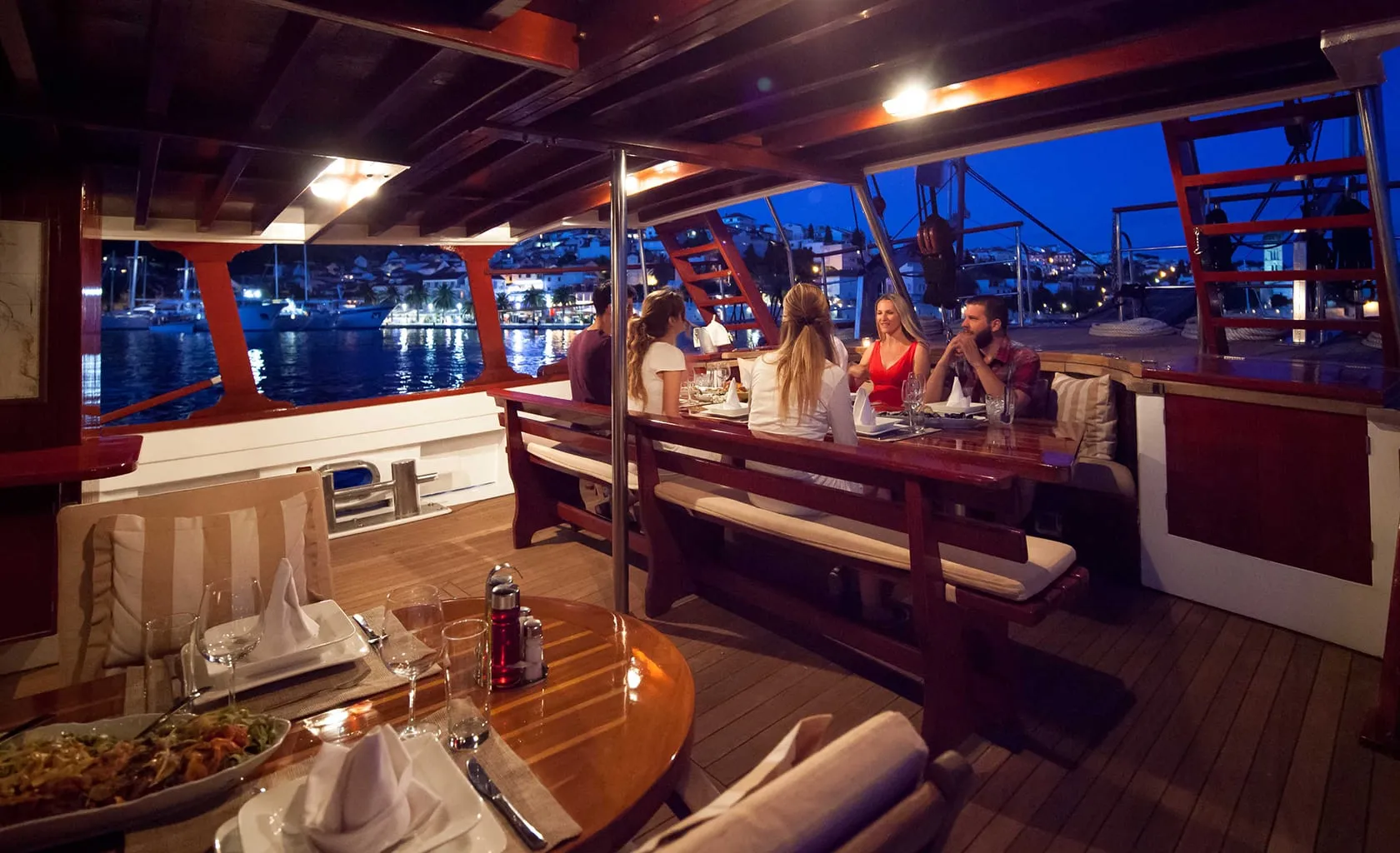 ROMANCA Dining area on Aft deck