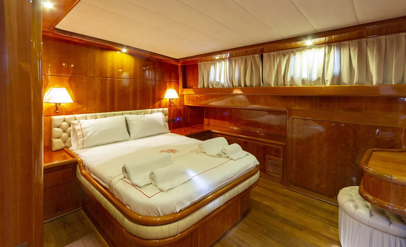 SILVER MOON Double cabin