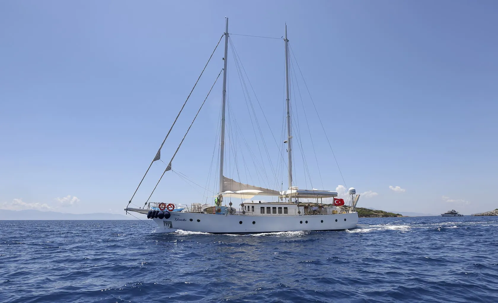 GAZELLA Cruising