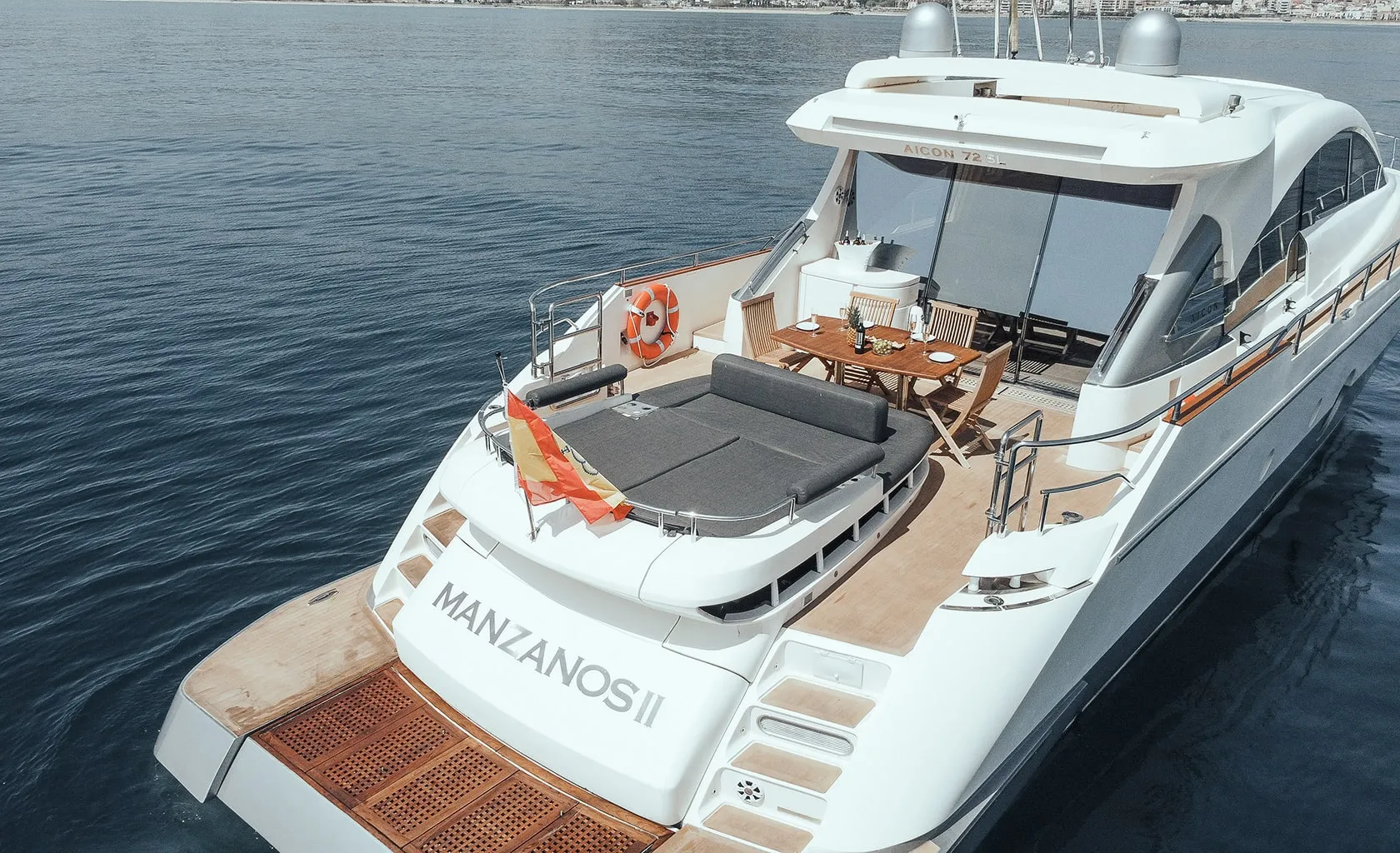 MANZANOS II Aft deck