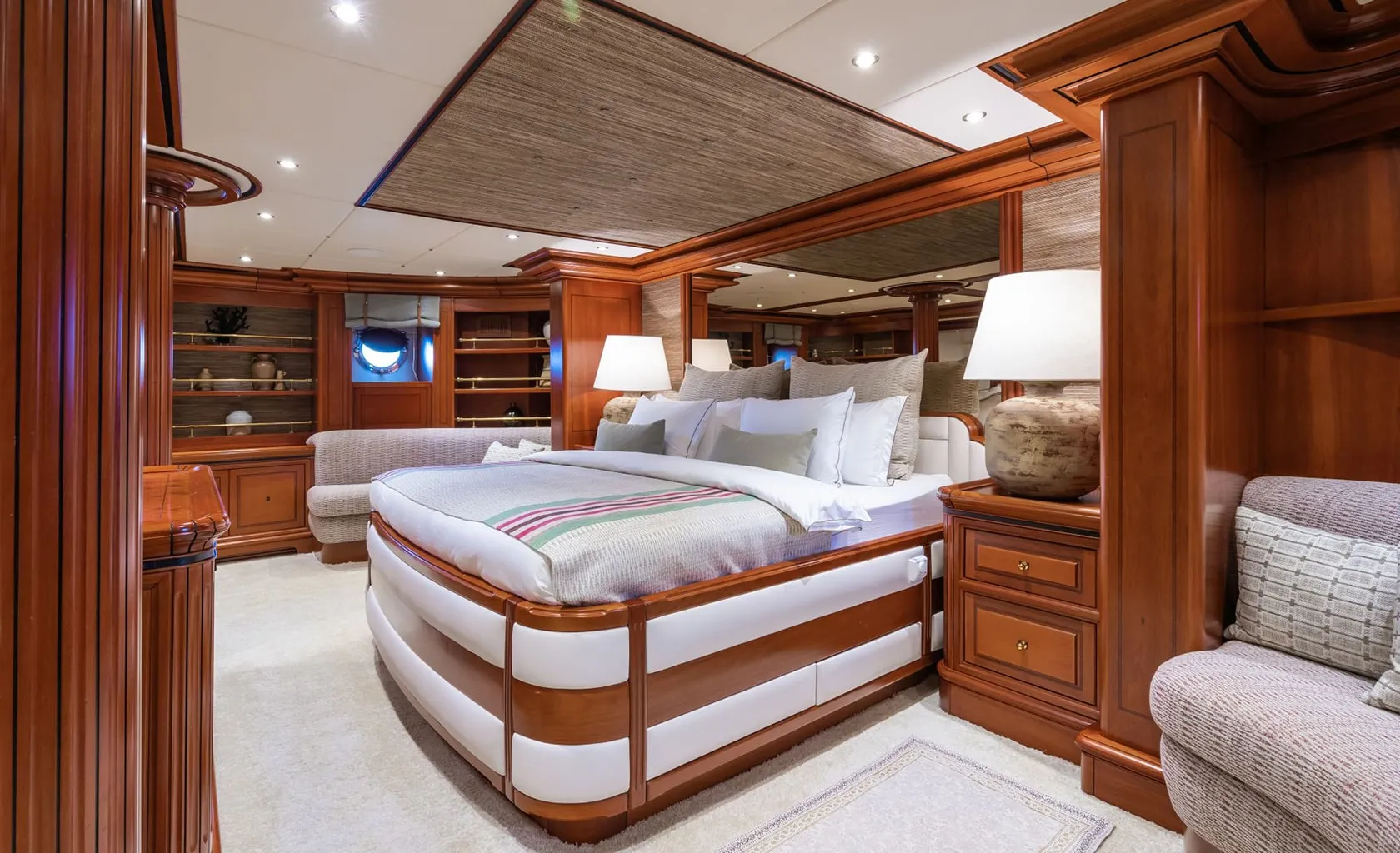 YAZZ Master cabin