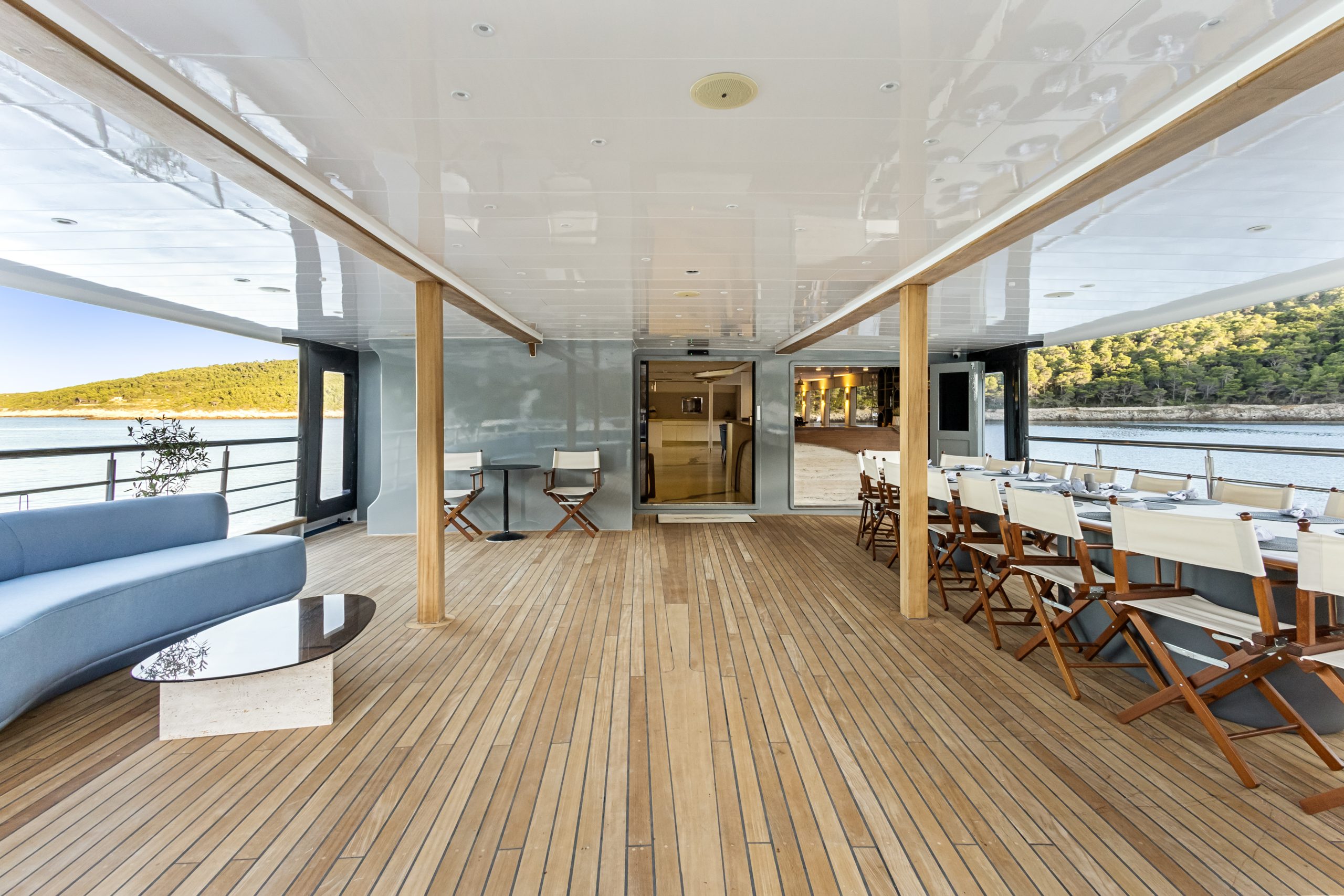 BELLA Lounge area - Upper deck