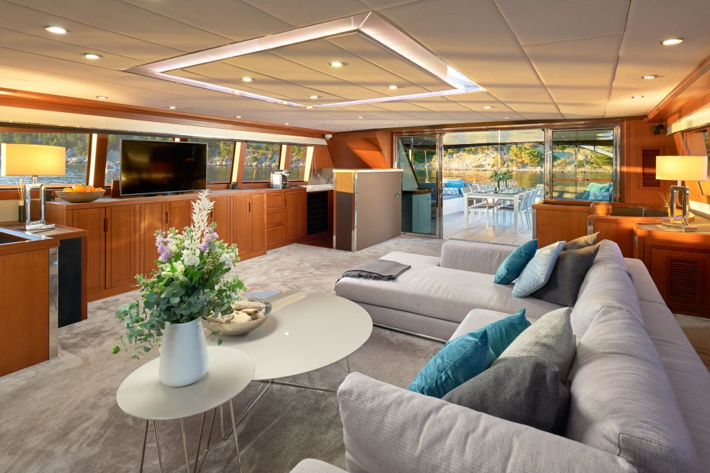 Yacht interior image