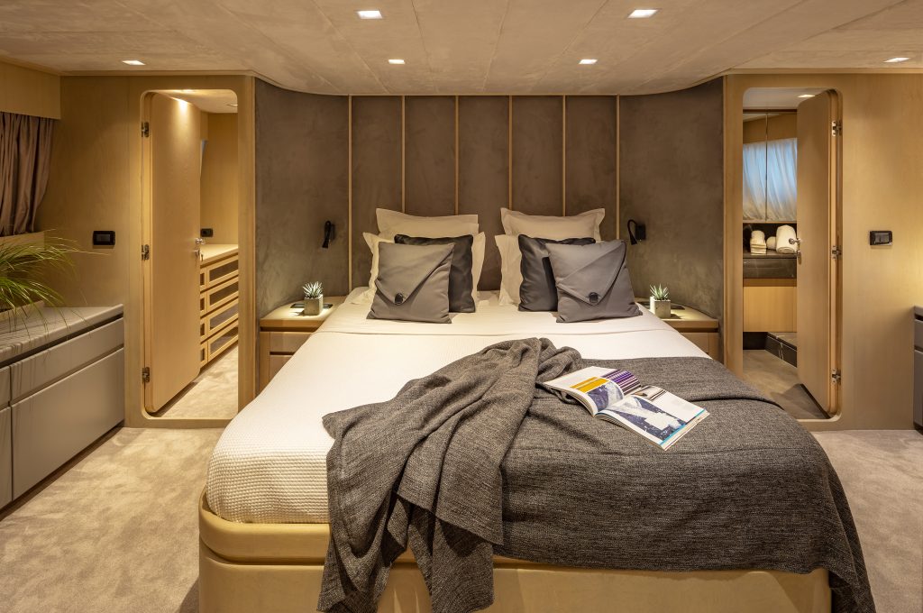 Yacht interior image