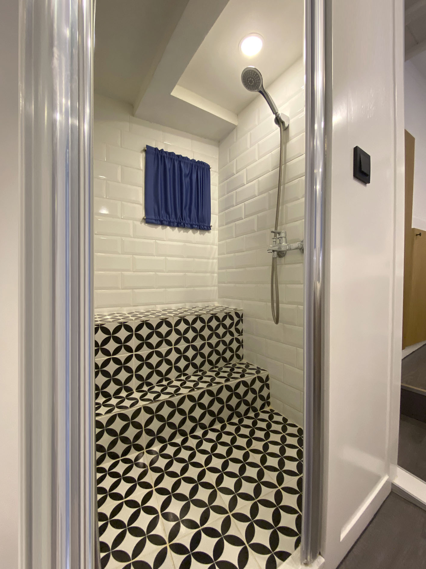 Yacht interior image