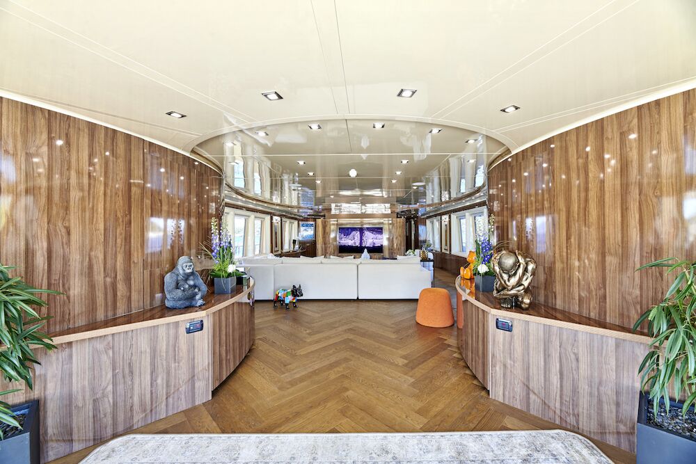 Yacht interior image