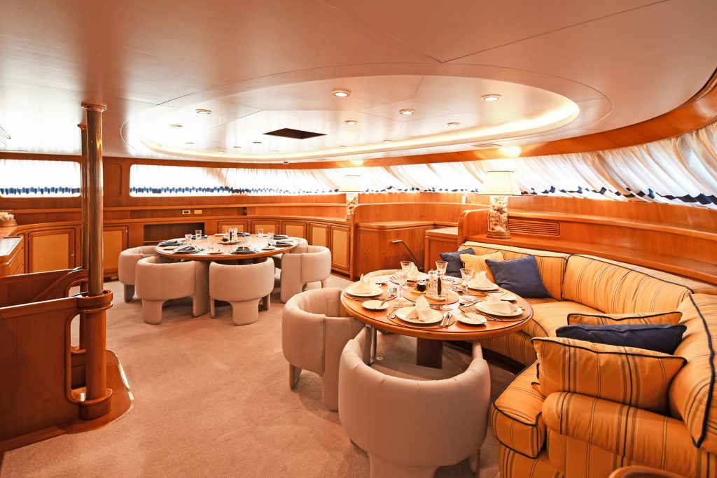 Yacht interior image