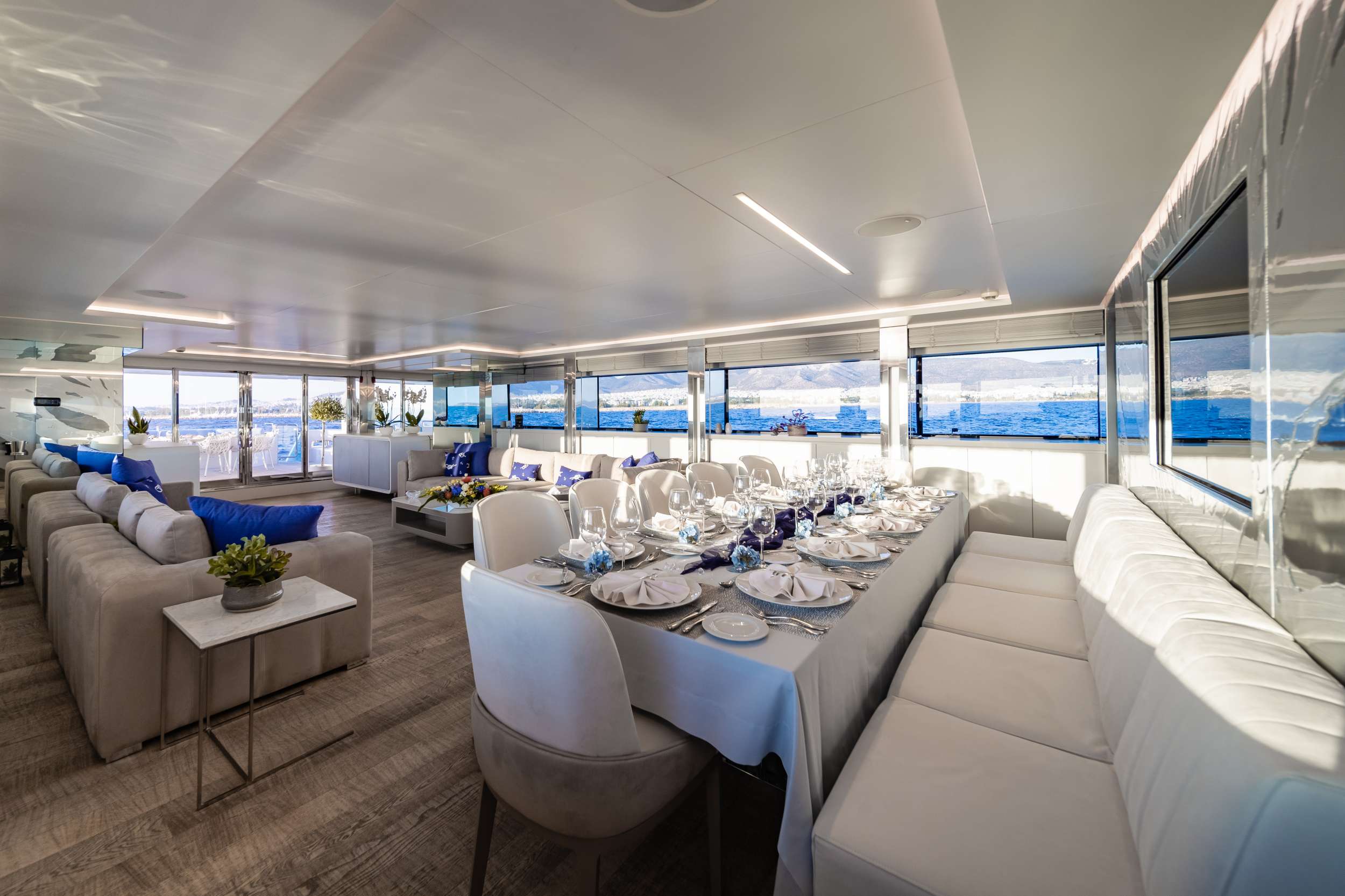 Yacht interior image