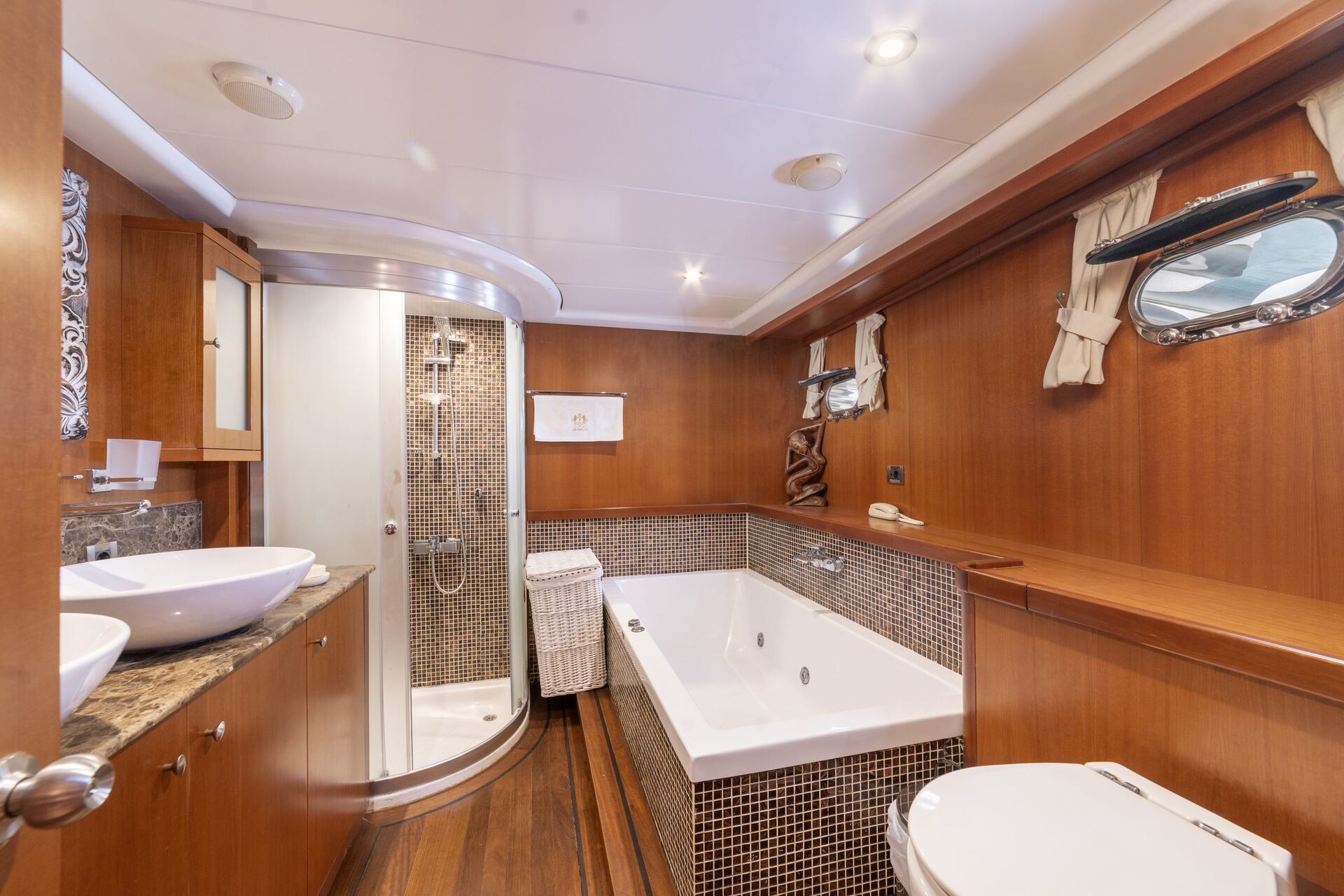 Yacht interior image