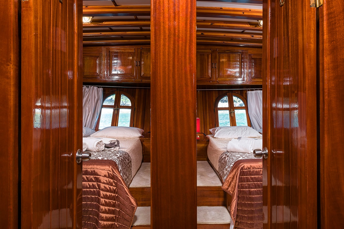 Yacht interior image