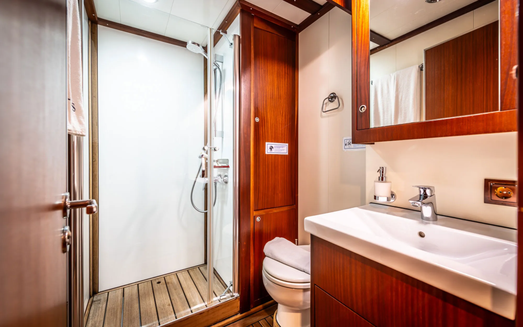 Yacht interior image