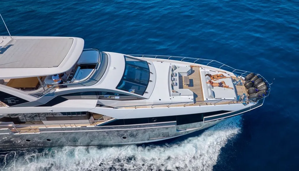 Yacht exterior image