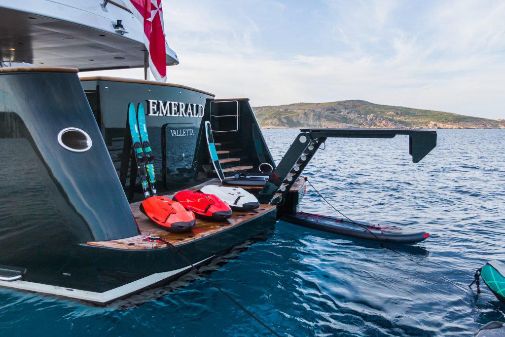 Yacht exterior image