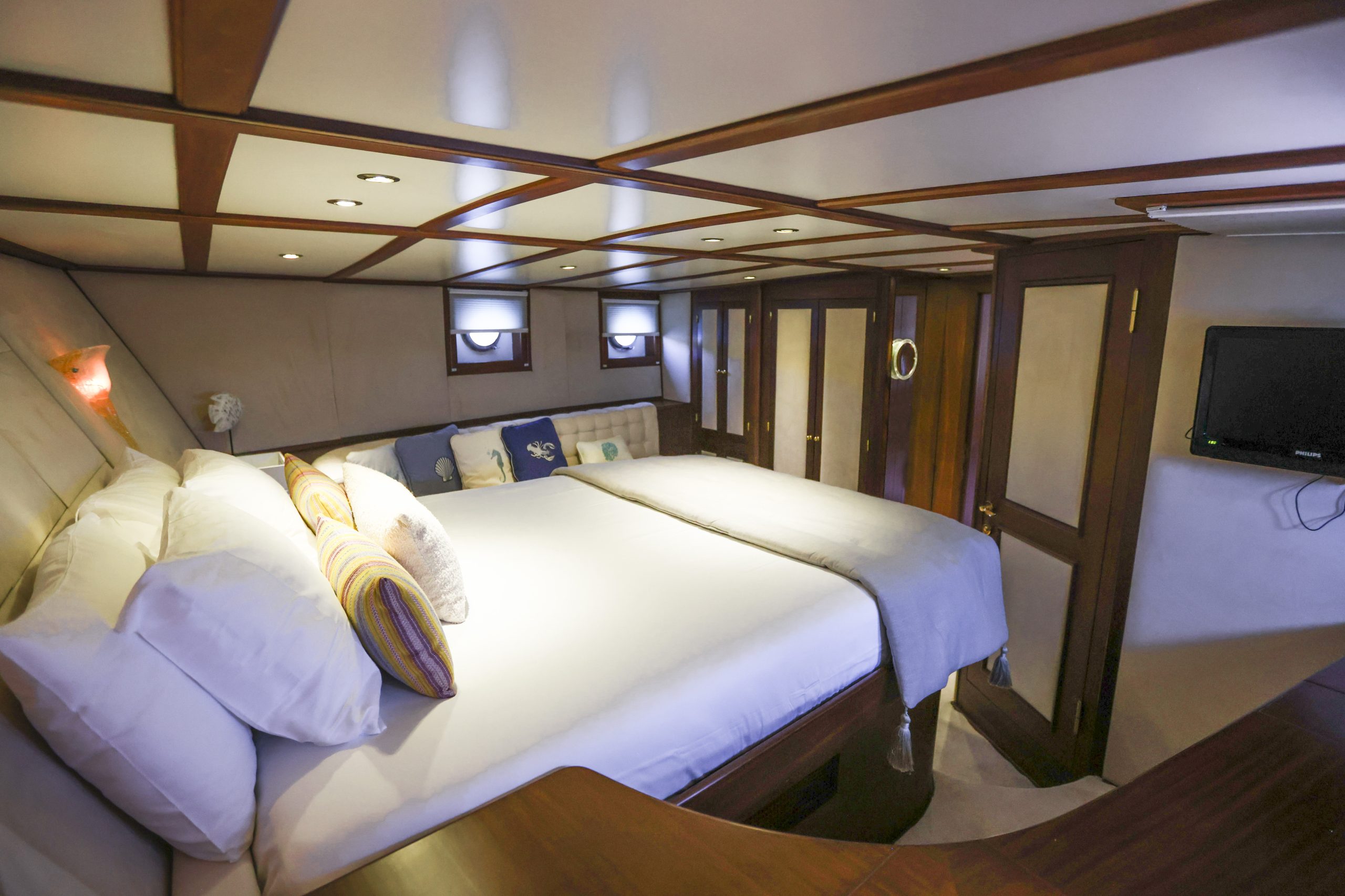 Yacht interior image