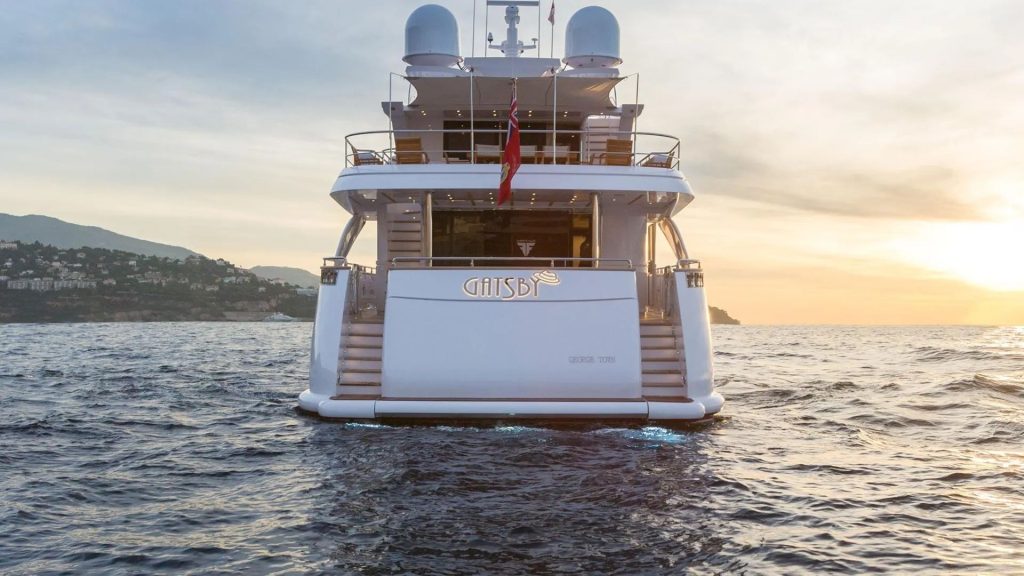 Yacht exterior image