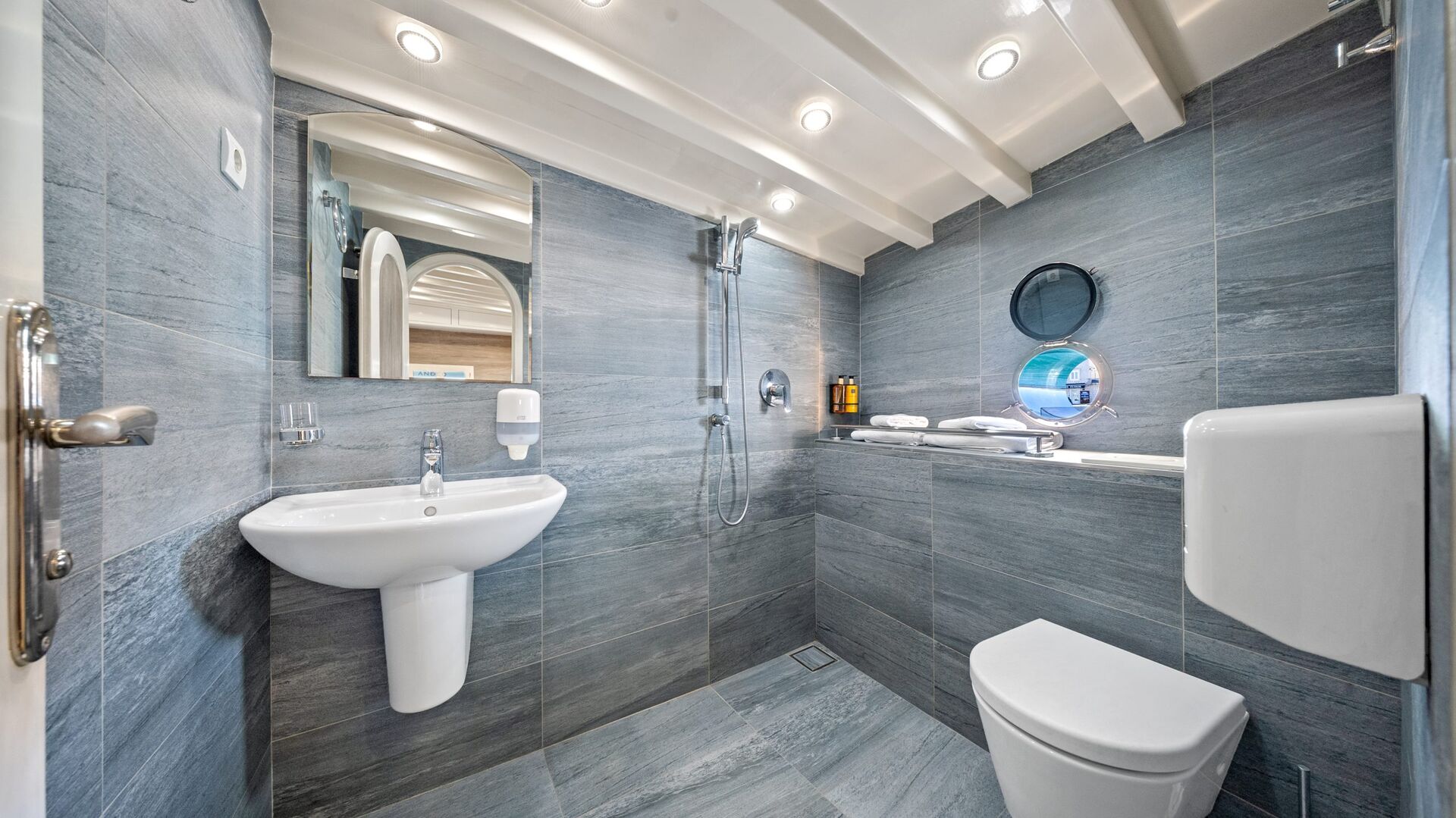 Yacht interior image