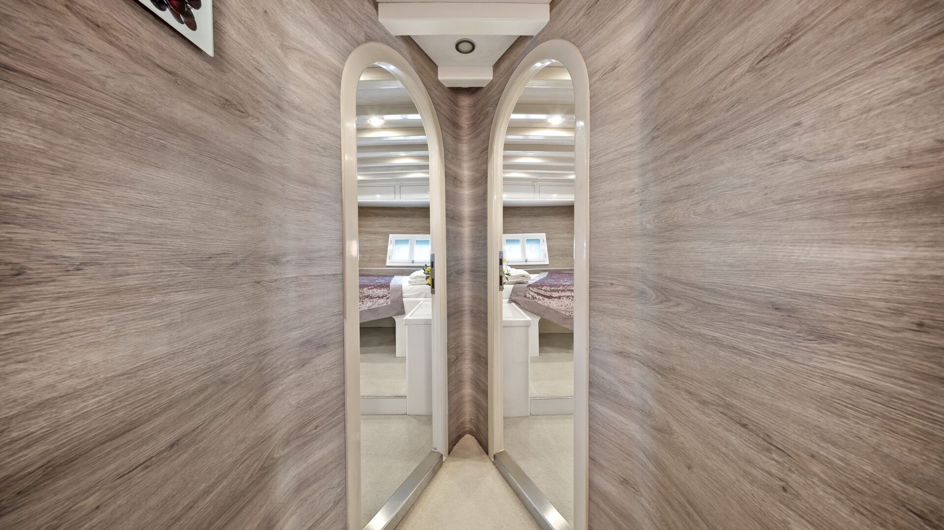 Yacht interior image