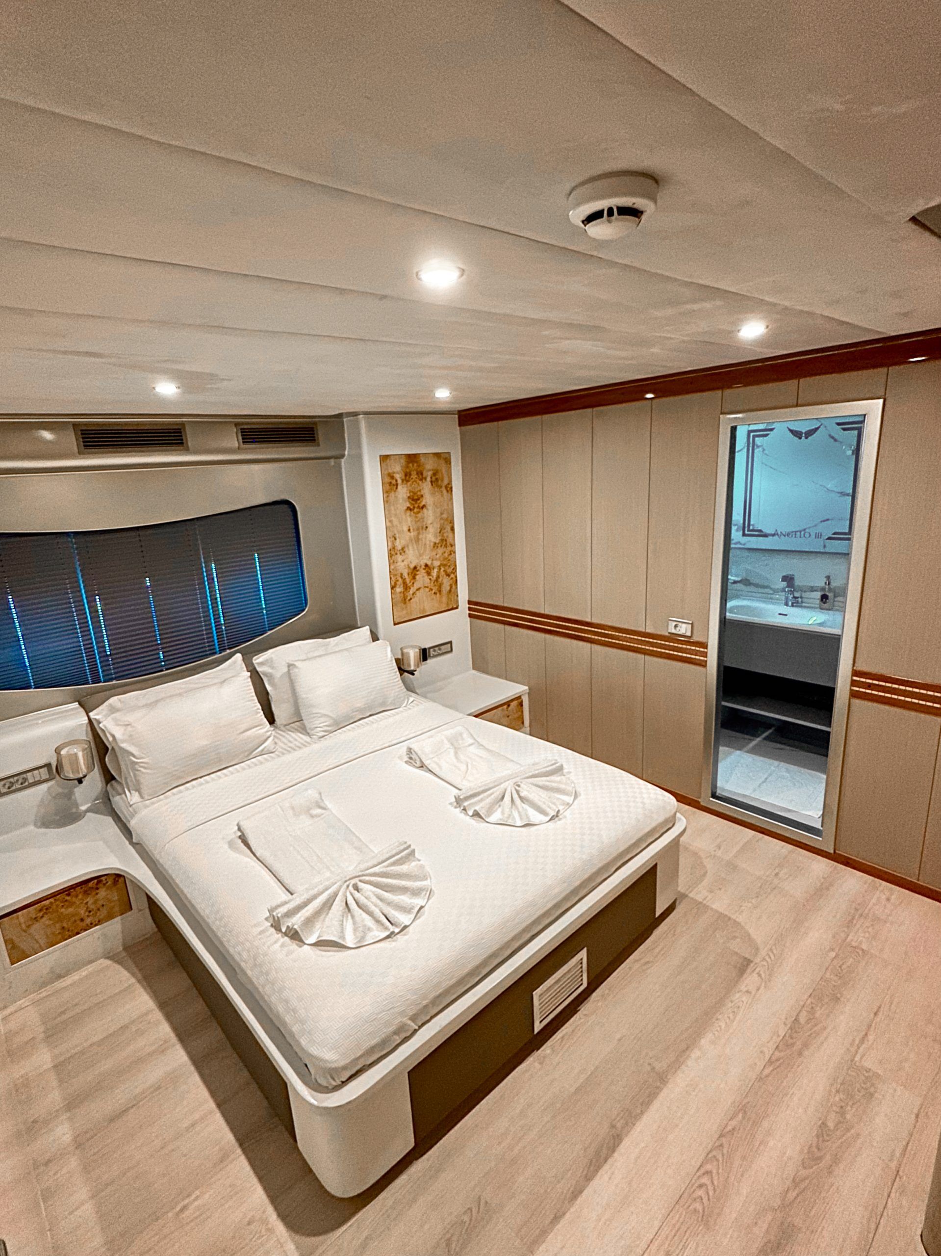 Yacht interior image