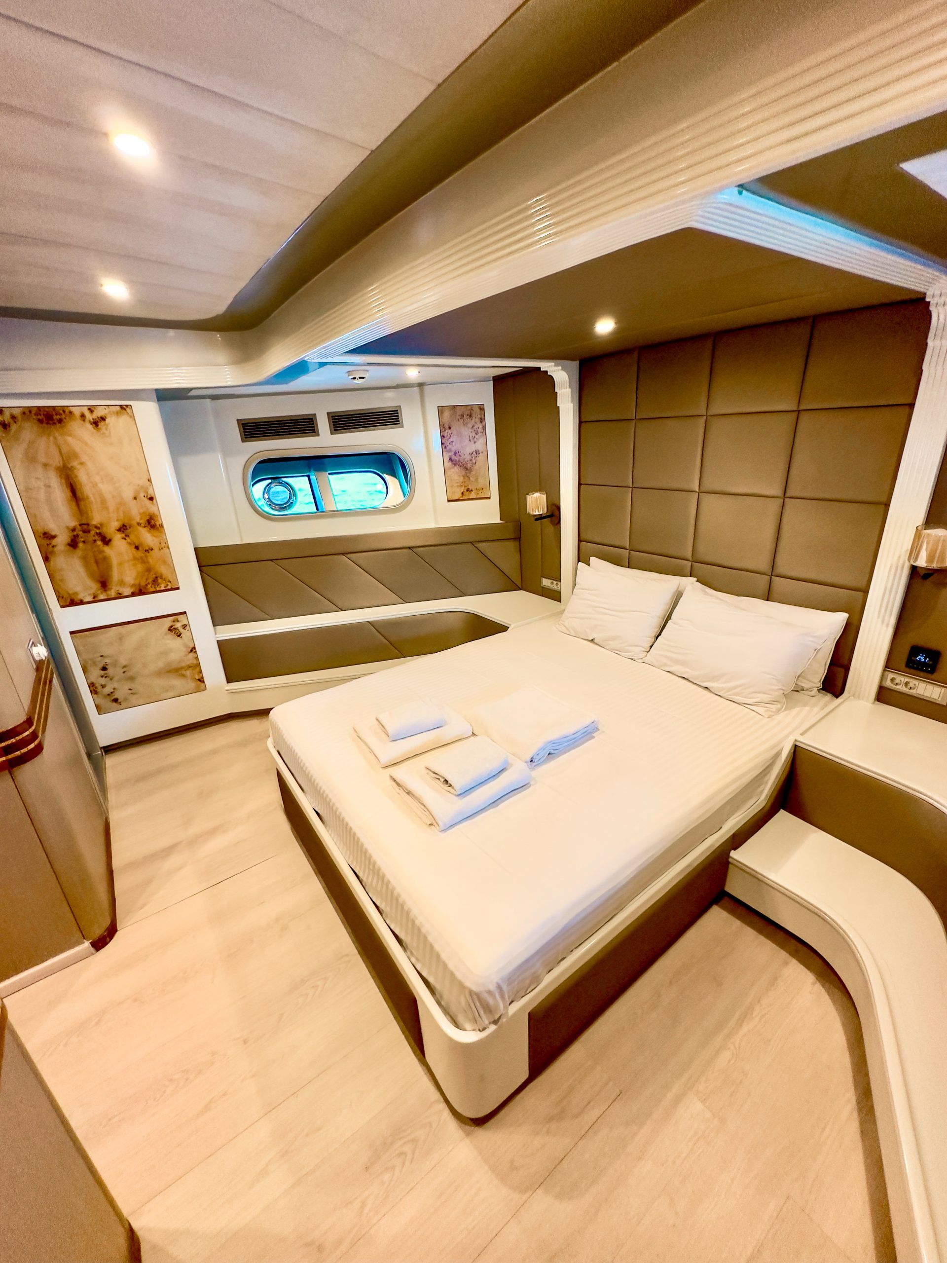 Yacht interior image
