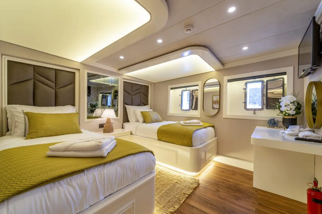 Yacht interior image