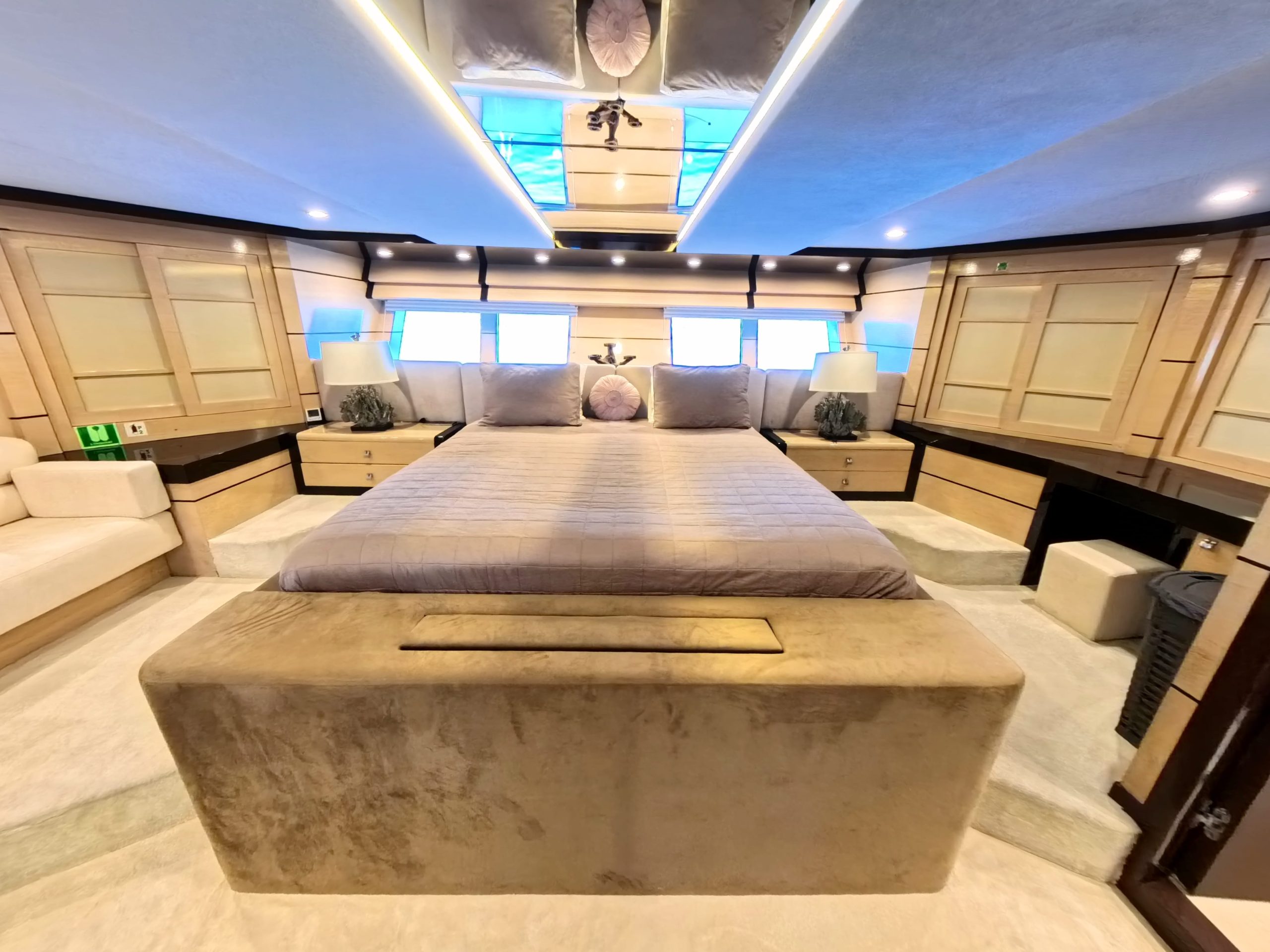 PERLA DEL MARE Master cabin