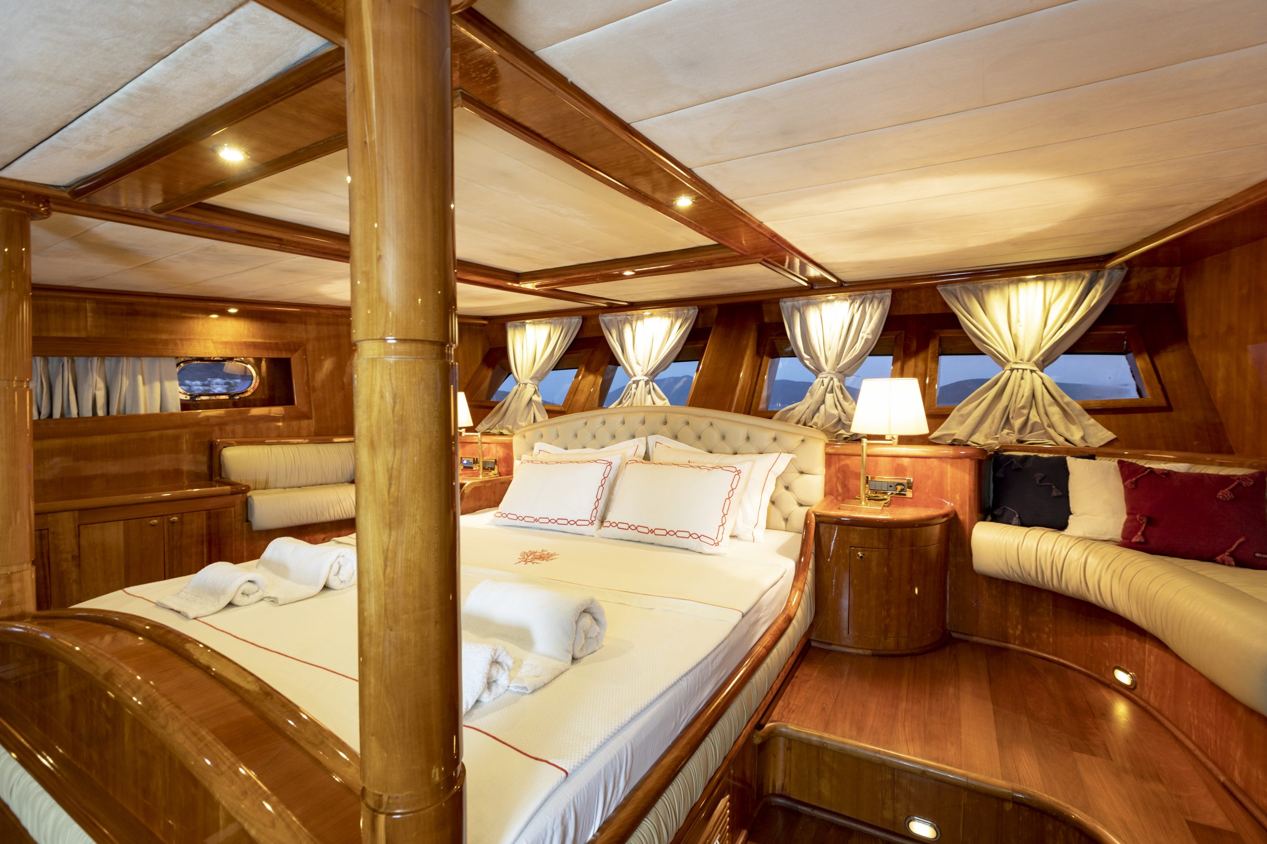 Yacht interior image