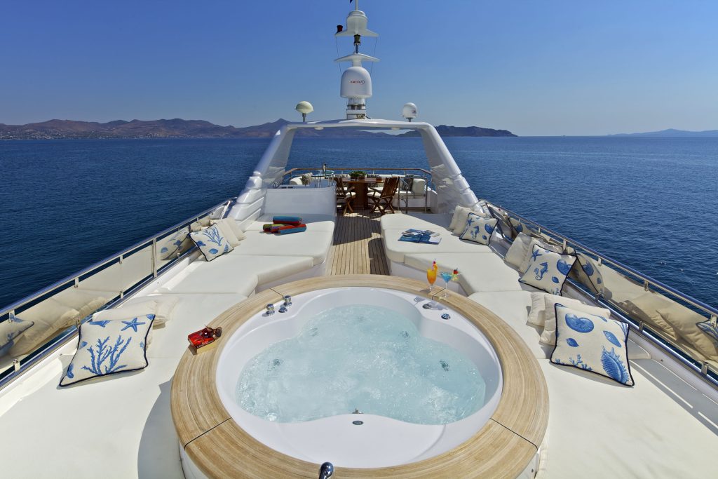 Yacht exterior image